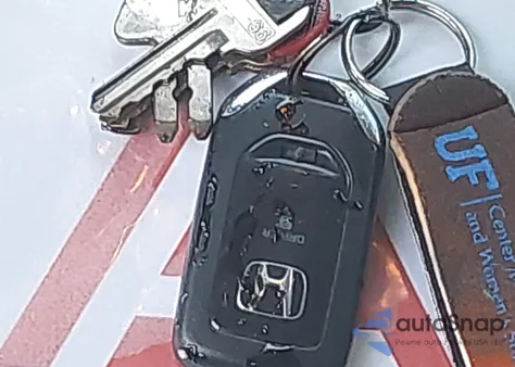 2018 Honda Cr-V Ex-L/Ex-L Navi z USA, uszkodzony, nr VIN 2HKRW2H80JH629239